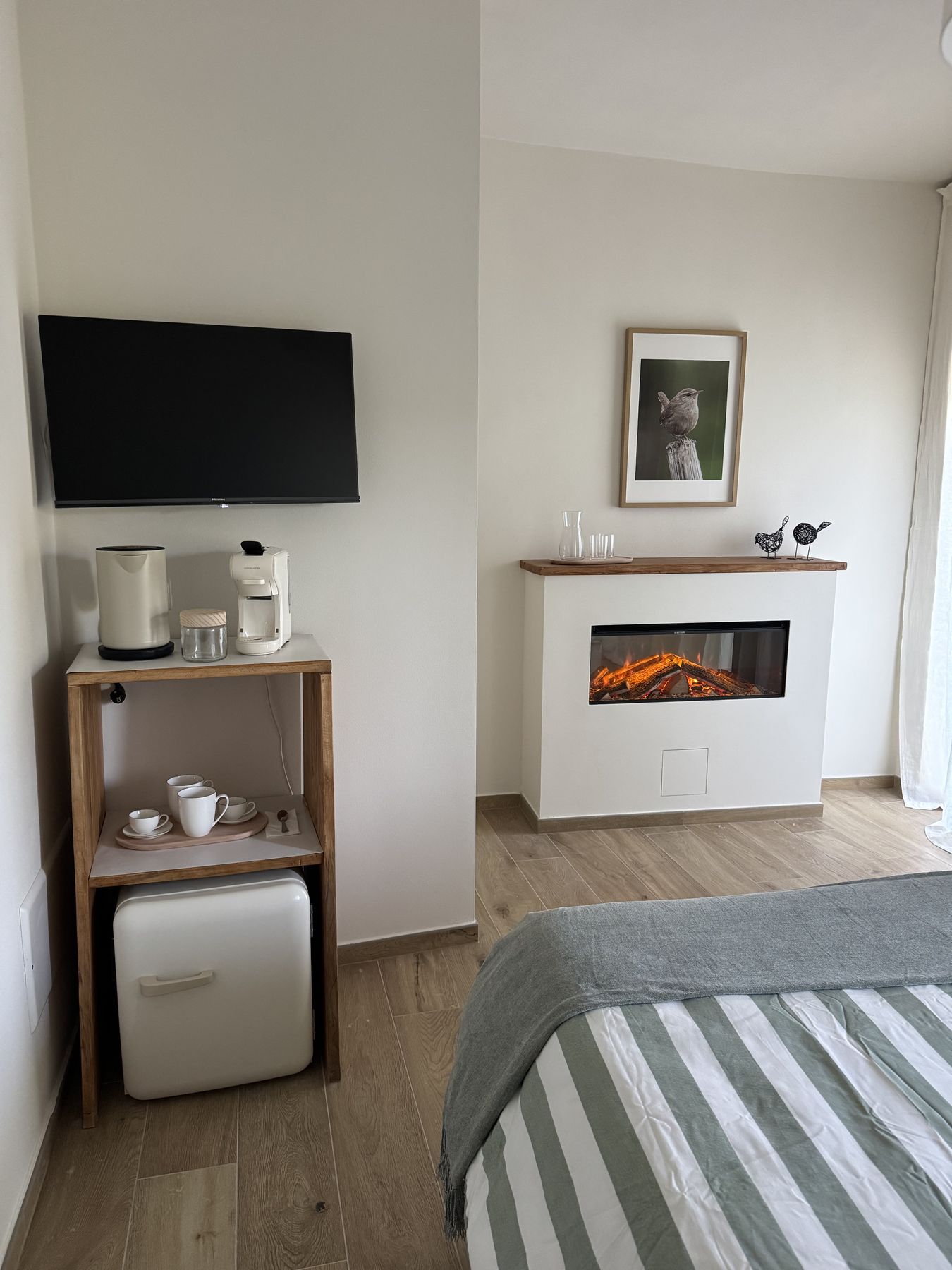 Camera Bosco · coffee station — Langhe Ciabot House